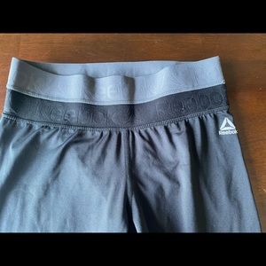 Women’s Reebok workout skiing pants size small